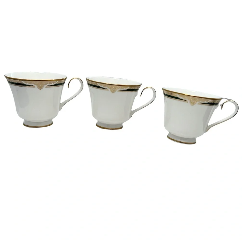 ROYAL DOULTON FORSYTH SET OF 3 FOOTED BONE CHINA CUPS & SAUCERS